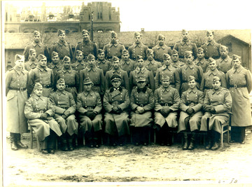 Mitglieder der Reiterstaffel 1946
