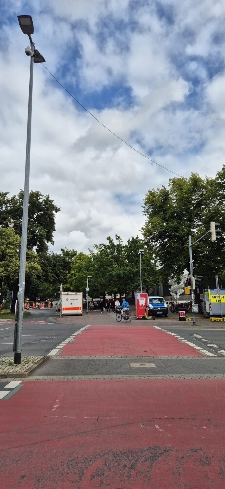 Kamera 1 - Kurt-Schwitters-Platz